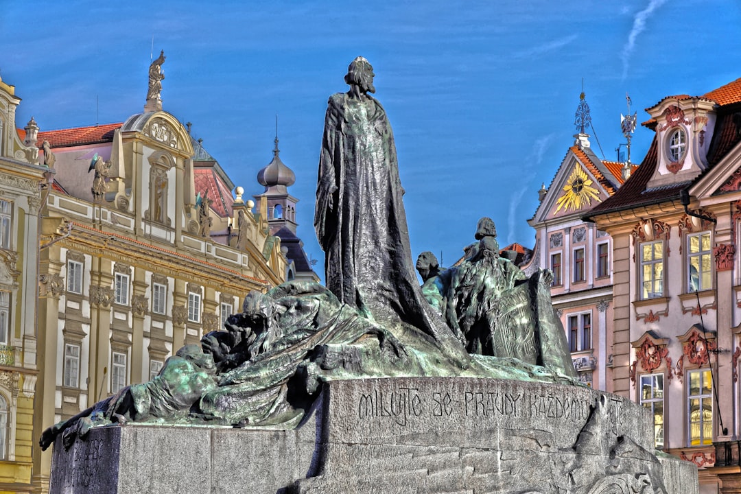 Henryków: historia i kultura w jednym miejscu.