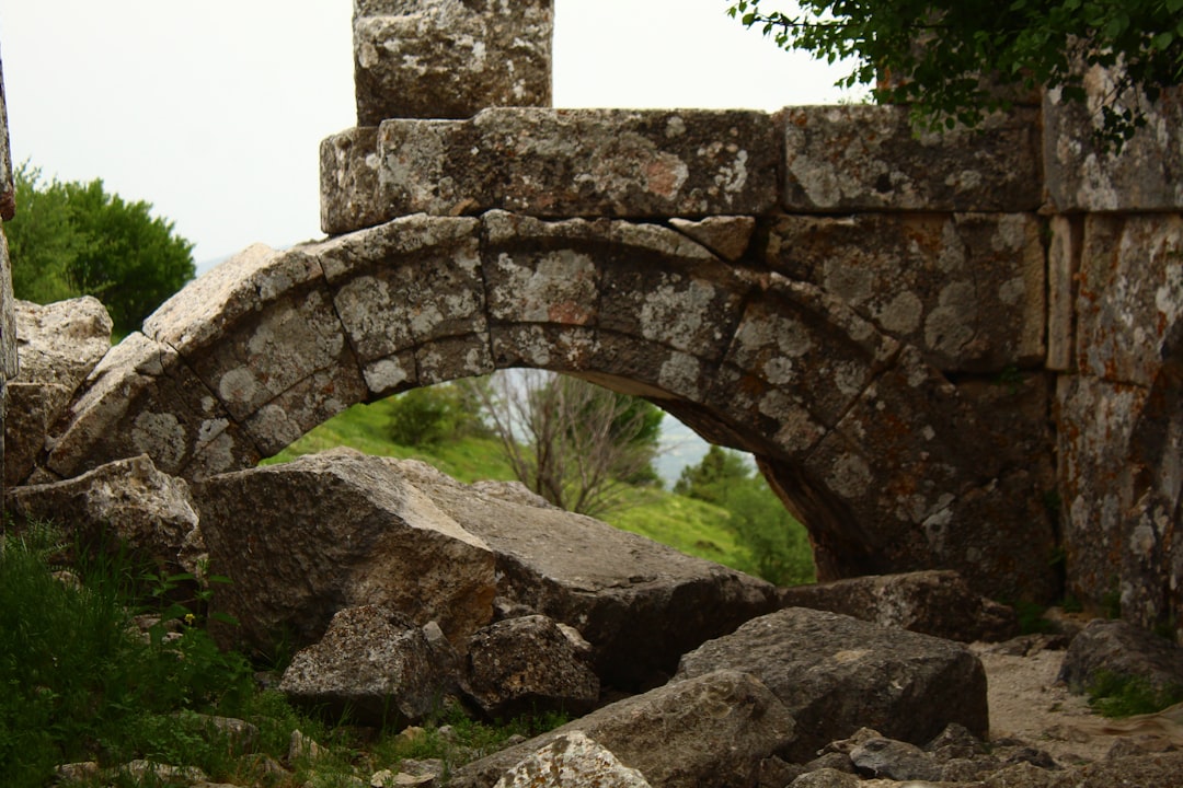 Historia i dziedzictwo: dlaczego warto dbać o zabytki?